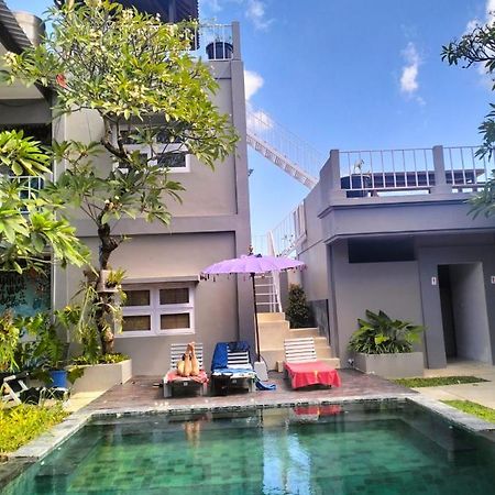 הוסטל סמיניאק The Island Bali מראה חיצוני תמונה
